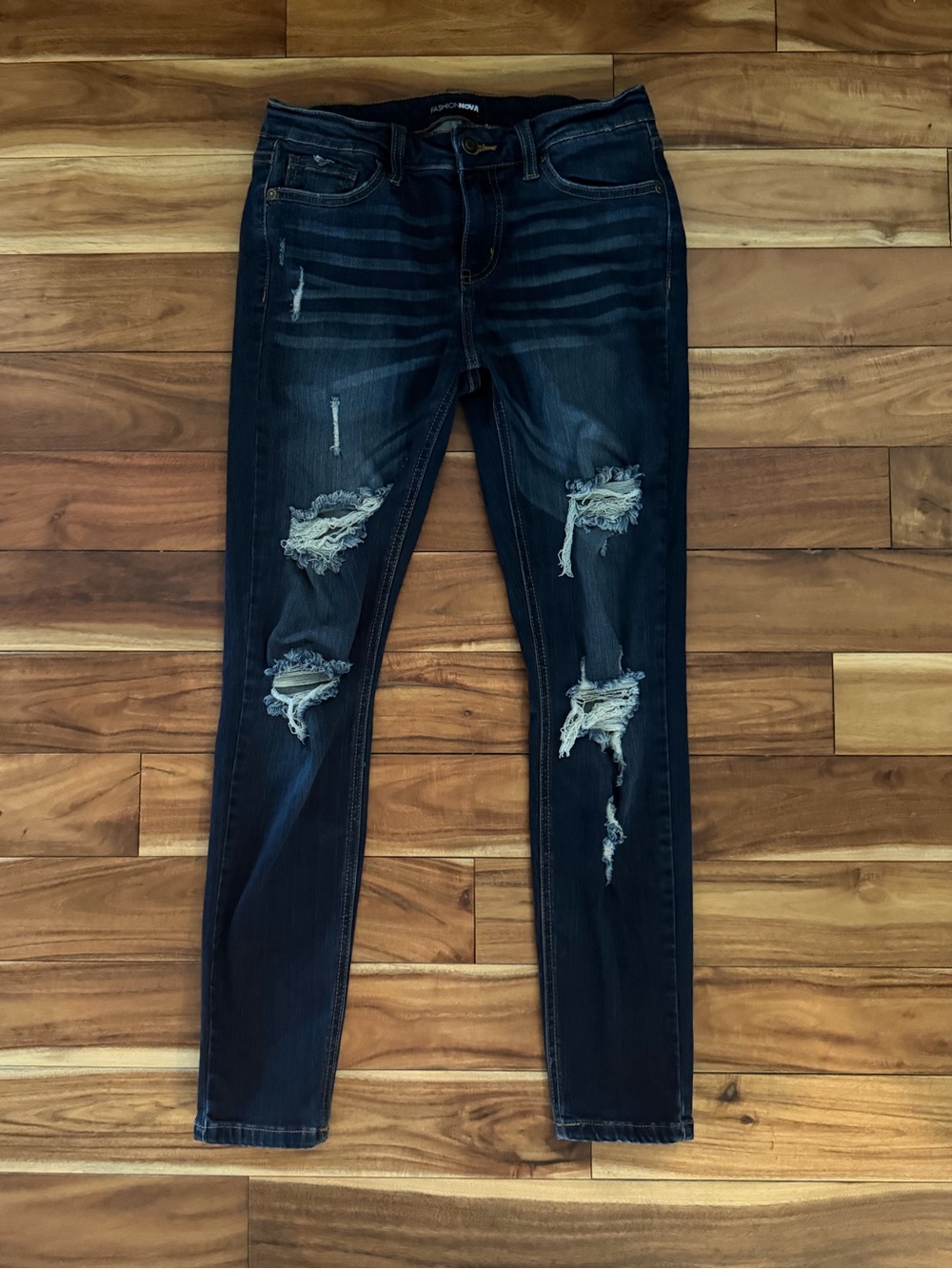 Fashion Nova 5 Cropped Distressed Skinny Y2K Stretch Dark Wash Denim Jeans - Picture 2 of 6